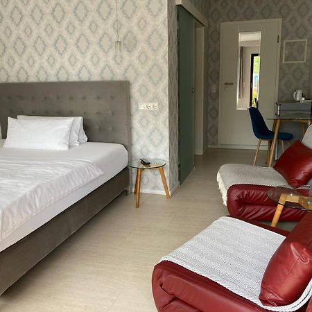 Motel Teterow Eksteriør bilde