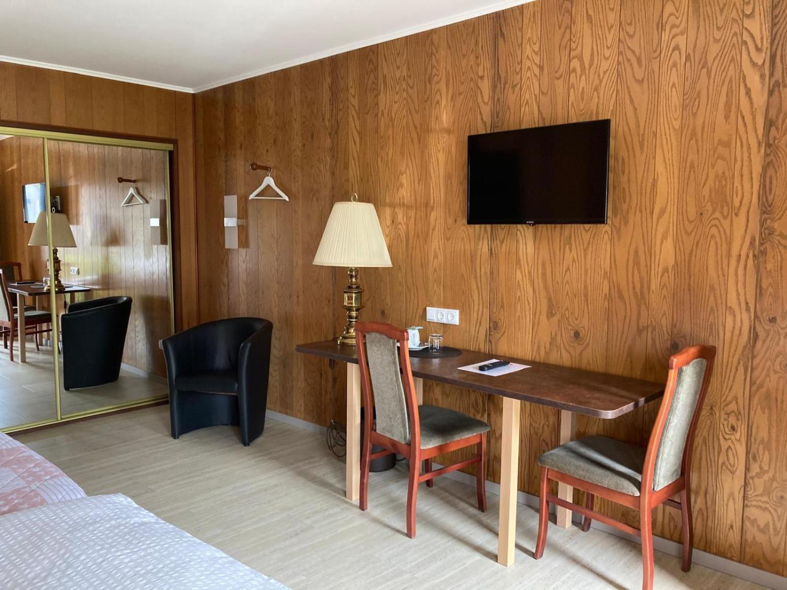 Motel Teterow Eksteriør bilde