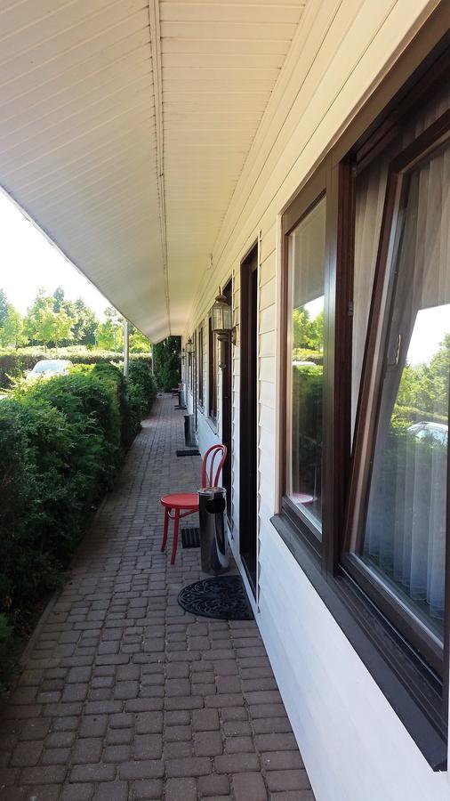 Motel Teterow Eksteriør bilde